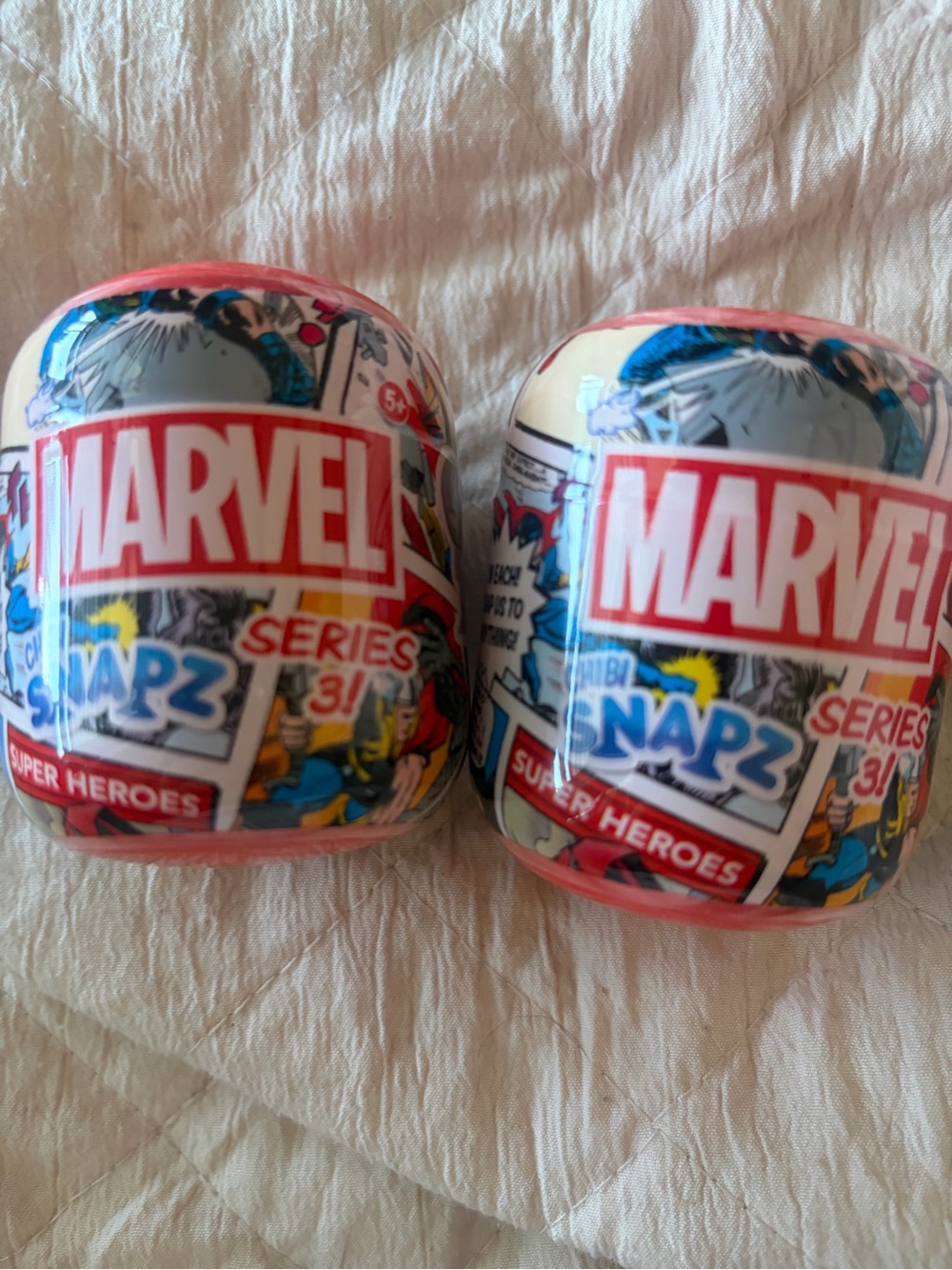 Marvel Kids Pink Comic Capsule Snapz Series 3 Set 2 pk
